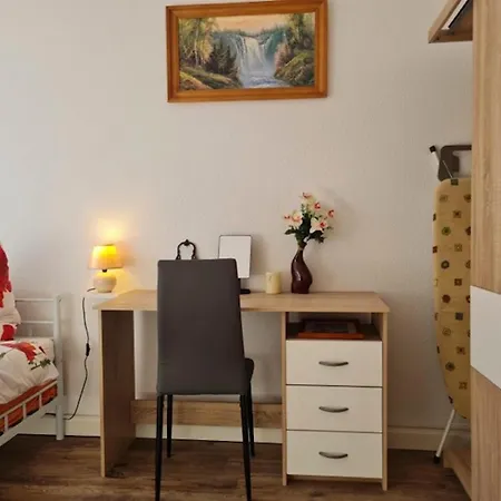 In Zwickau, Cleaning Included Appartamento Zwickau